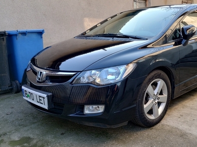 Honda Civic VIII Berlină 1.8 Benzina 140 Cp Aspirat