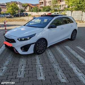 Kia Ceed 1.6 T-GDI 7DCT GT