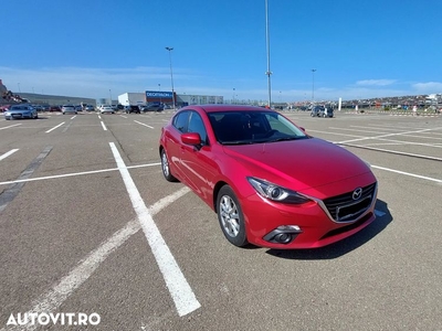 Mazda 3 G120 Attraction