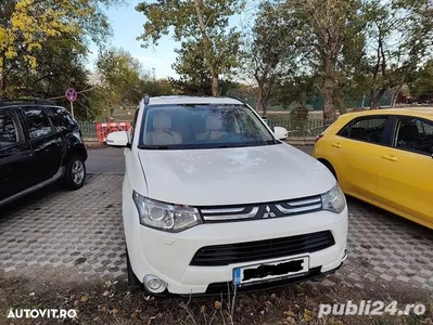 Mitsubishi Outlander 2.2L DI-D AS&G 6MT 4WD Instyle