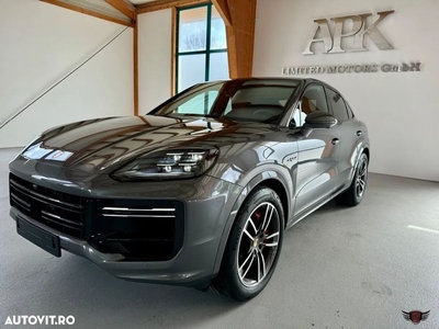 Porsche Cayenne Coupe Turbo S E-Hybrid Tiptronic S