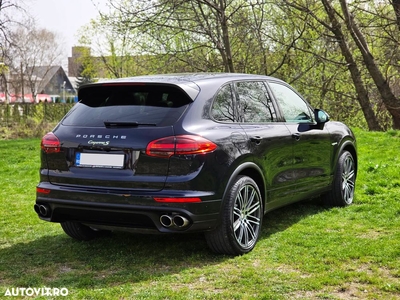 Porsche Cayenne S Hybrid Tiptronic S