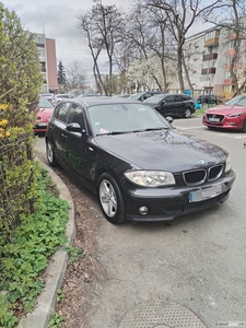 vând BMW seria 1