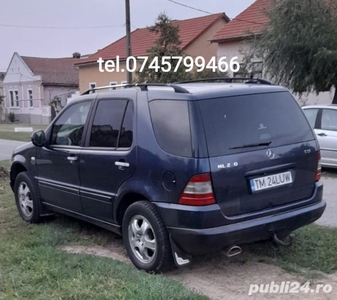 Vând ML 2,7 Cdi,proprietar, stare buna,ITP 1 an,cârlig remorcare 3,5 t, an 2000