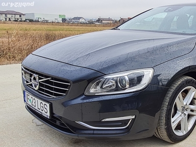 Vand Volvo V60 Plug-in Hybrid din 2014