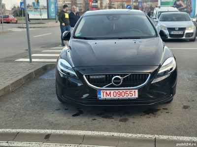 URGENT !!!Volvo V40 D2 automat 2019