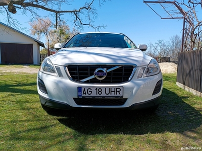 Volvo XC60 D3 2011 2.0 163 CP