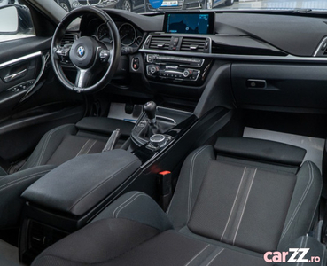 BMW Seria 3 318d Touring Sport Line