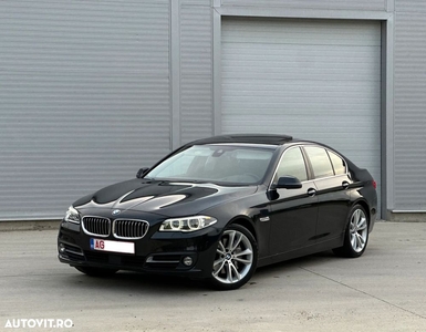 BMW Seria 5 530d Aut. Luxury Line