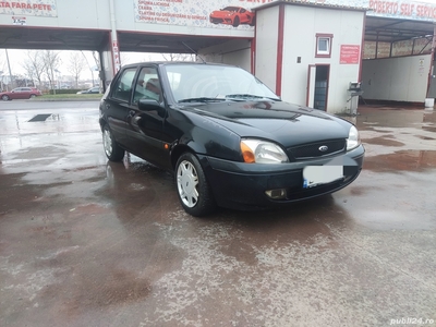 Ford Fiesta an 2001