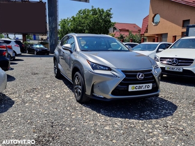 Lexus Seria NX 300h AWD Business Plus