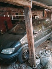 Opel Zafira 1.8 an 2001 E 4 stare buna