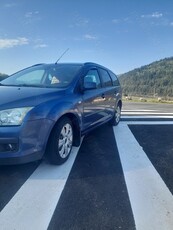 vând ford focus 2