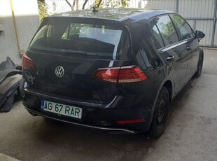 Vand VW Golf 7 e-golf avariat