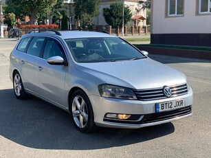 VW PASSAT - an 2012 - 2.0 TDi