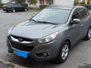 HYUNDAI ix35, 4x4, 2012, 2.0 CRDI (diesel) 184 CP, transmisie automată, primul proprietar în RO