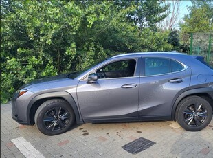 Lexus ux200