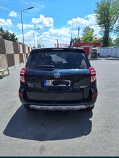 Toyota RAV4 2011