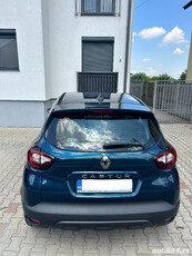 vand masina Renault Captur model 2018 52.000km