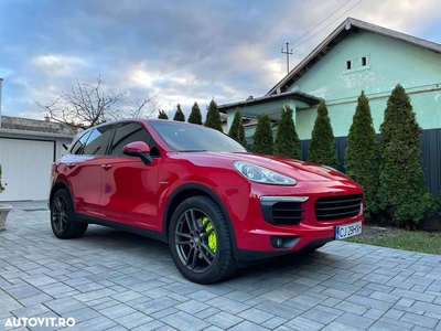 Porsche Cayenne S Hybrid V6 3.0L Aut.