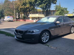 Bmw 528i 2011 masina