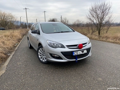 Opel Astra J