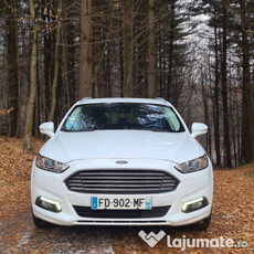 Ford Mondeo autoturism