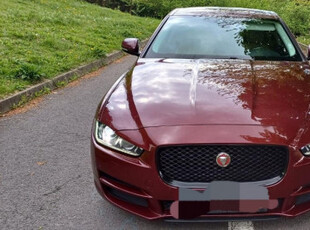 Jaguar XE Sport, Packet R Type, Meridian Audio - 2.0t diesel