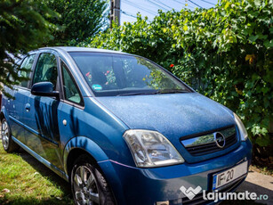 Opel Meriva masina