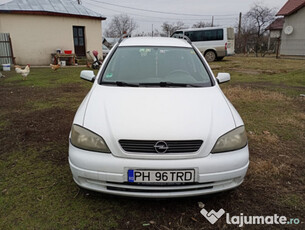 Opel Astra G 1.7 masina