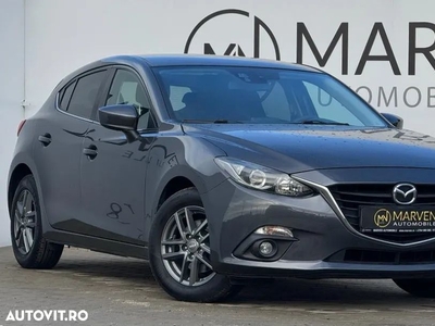 Mazda 3 SKYACTIV-G 120 Center-Line