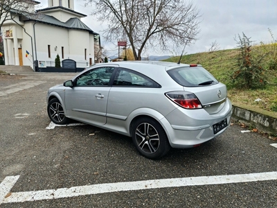 Opel Astra H GTC Diesel 2009 Ramnicu Valcea