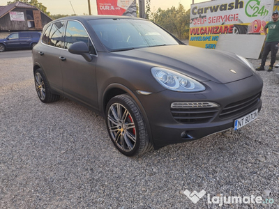 Porsche cayenne GTS 2013 schimb cu încărcător frontal