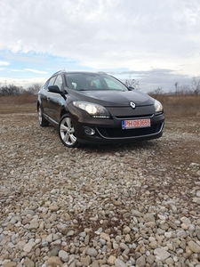 Renault Megane 3 ~ Bose Edition ~ 1.5dci(diesel)~ 2012 Euro5 Tantareni