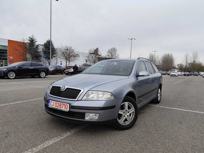 Skoda Octavia 1.9 Tdi**Climatronic**Senzori de parcare Dej