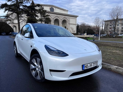 Tesla Model Y / SR+ / Autopilot / Carlig remorcare/ import Germania Bucuresti Sectorul 4