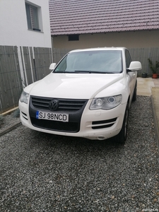 Vând Ww Touareg R Line, an 2008,motor 3 l, înmatriculat