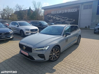 Volvo V60 B4 MHEV AT Plus Dark