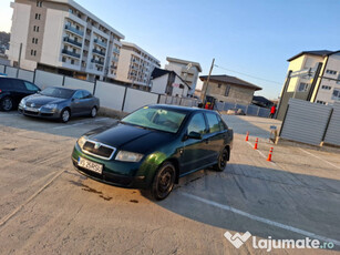 Skoda fabia 1.4i an 2005