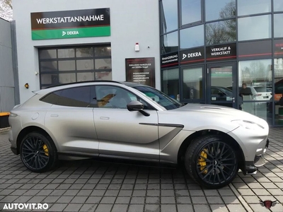 Aston Martin DBX Standard