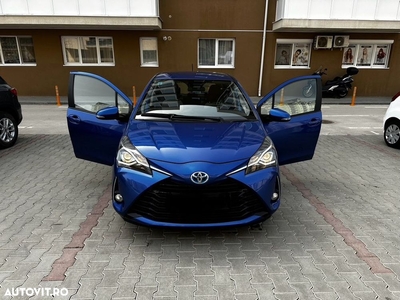 Toyota Yaris 1.5 VVT-i HSD Luna