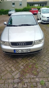 Audi A4 1999 -1.6 benzina