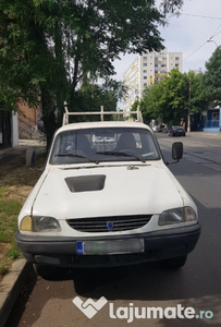 Autoutilitara Dacia 1305