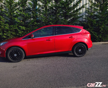 Ford Focus *Titanium* 2011, automat