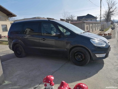 Ford Galaxy 2010 vând sau schimb