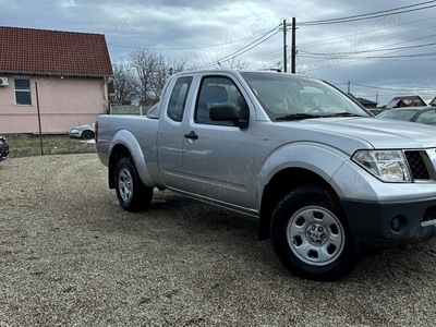 Nissan Navara 4x4 an 2007 motor 2500 cm3 diesel 172 c,p