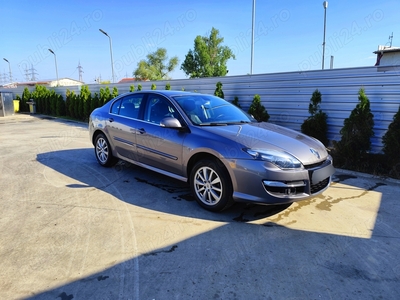 Renault Laguna 3 2012