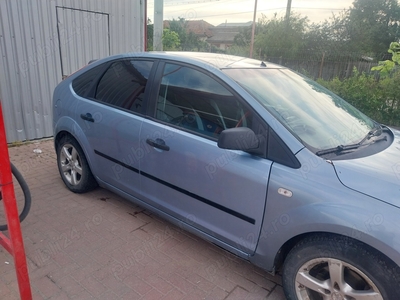 Vand ford focus 1.6 16v benzina +gpl 2006