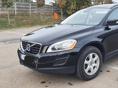 Volvo XC 60 D4 Momentum 5 pistoane