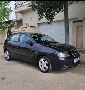 De vanzare Seat ibiza 2008 facelift model cupra,motor 1.4 benzina distribuție pe lant, 110.000 km